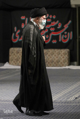 اولین شب مراسم عزاداری حضرت اباعبدالله الحسین (ع) در حسینیه امام خمینی(ره)