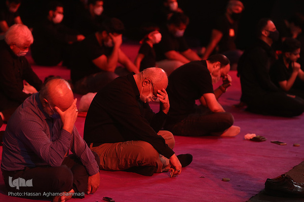 مراسم عزاداری شب پنجم محرم در میدان فلسطین