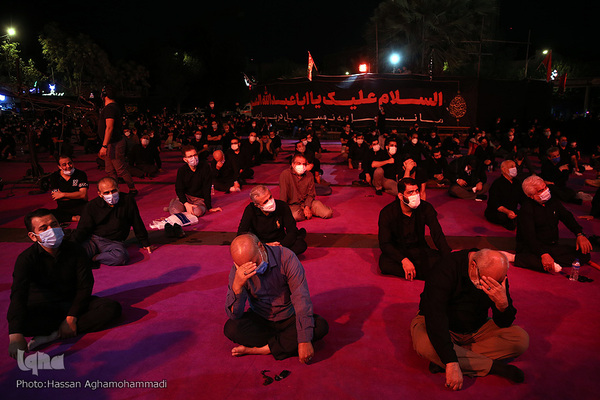 مراسم عزاداری شب پنجم محرم در میدان فلسطین