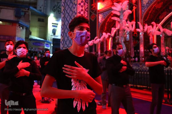 مراسم سوگواری شب هشتم محرم در آستان مقدس امامزاده صالح(ع) تجریش