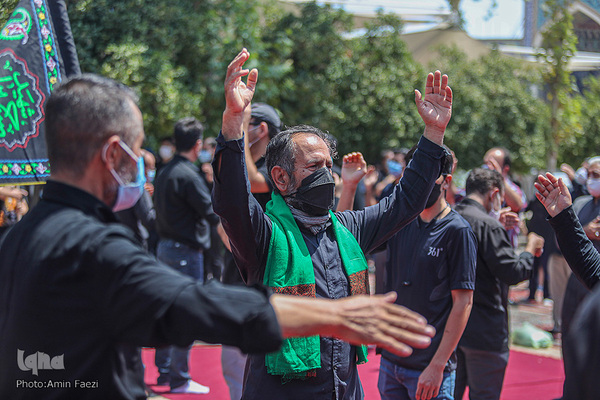 عزاداری روز تاسوعا در حرم مطهر شاهچراغ (ع)