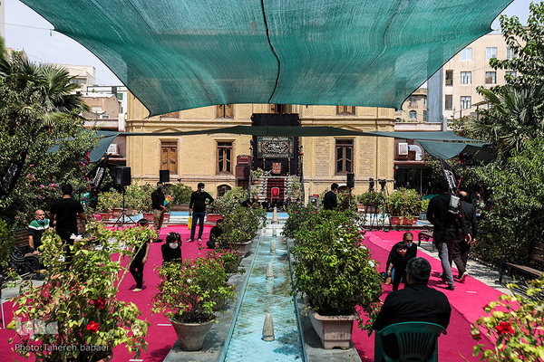 مراسم ظهر تاسوعا در خانه مداحان