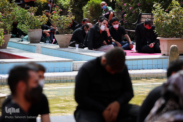 مراسم ظهر تاسوعا در خانه مداحان