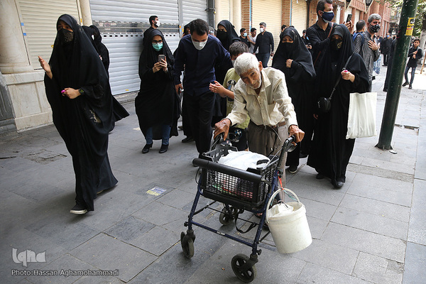 مراسم عزاداری ظهر تاسوعای حسینی در چهارراه گلوبندک