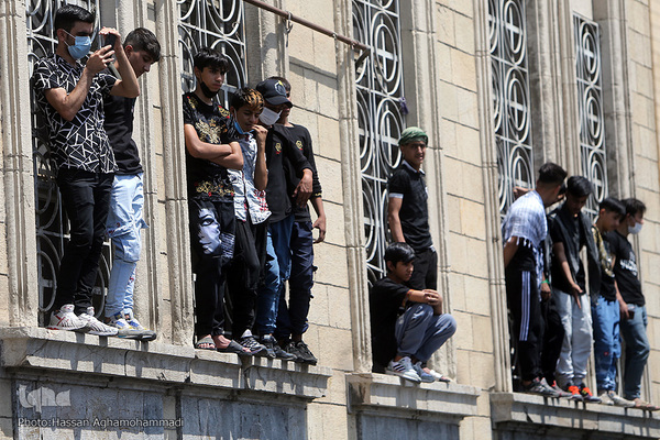 آئین خیمه سوزان ظهر عاشورا در بازار تهران