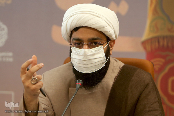 حجت الاسلام والمسلمین مرتضی حاجیانی، مدیرکل فضای مجازی دفتر تبلیغات اسلامی حوزه علمیه قم