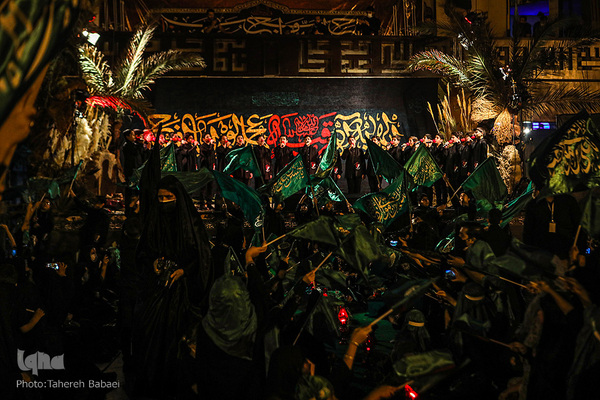 بزرگ‌ترین سفره نذری «حضرت رقیه (س)» در میدان امام حسین(ع)