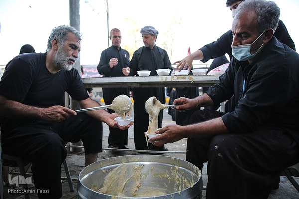 موکب کفیل زینب شیرازی ها در شهر نجف