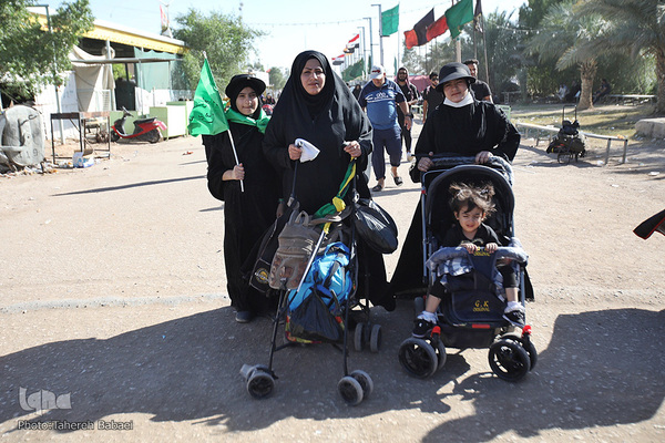 زائرین پیاده روی اربعین حسینی