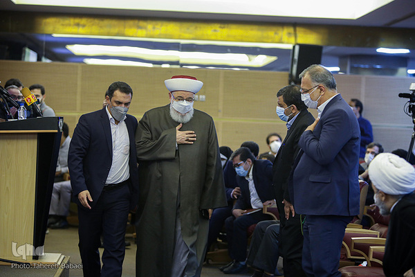 بازدید میهمانان کنفرانس وحدت اسلامی از برج میلاد