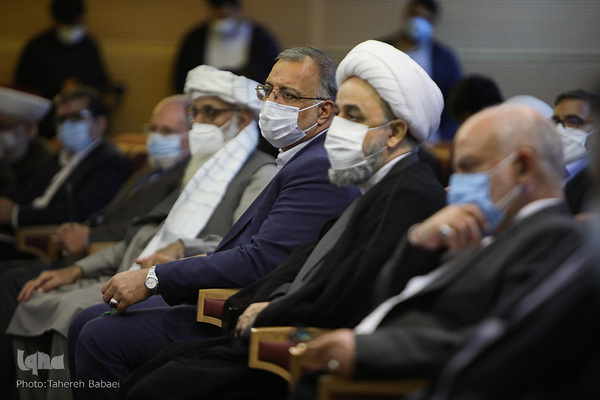 بازدید میهمانان کنفرانس وحدت اسلامی از برج میلاد