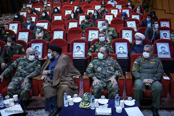 آئین اختتامیه بیست و یکمین دوره مسابقات خانواده‌ها و بانوان شاغل آجا