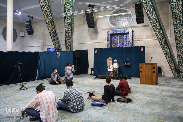 محفل انس با قرآن در دانشگاه تهران