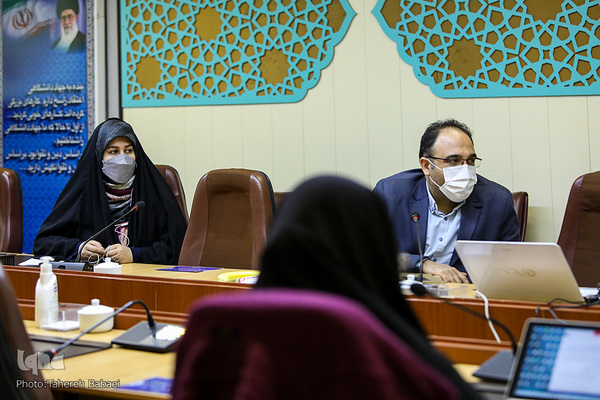 نقش دانش‌آموختگان قرآن و حدیث در ترویج سبک زندگی قرآنی در جامعه