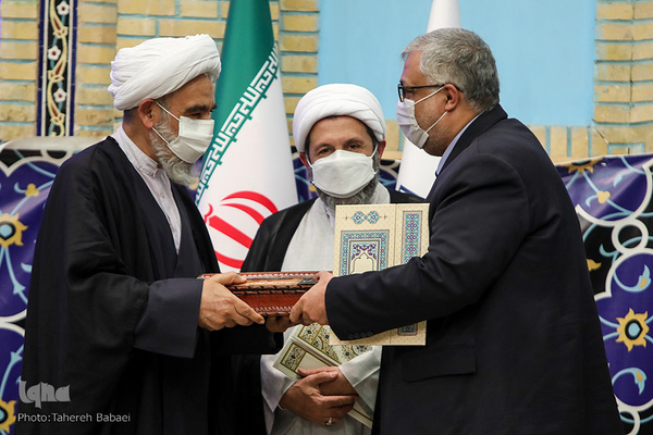 آیین تکریم و معارفه ابوذر ابراهیمی ترکمان و حجت‌الاسلام و المسلمین محمدمهدی ایمانی‌پور