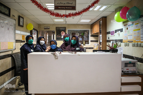 تجلیل و تکریم از مقام شامخ پرستاران و مدافعان سلامت به‌ویژه پرستاران نمونه قرآنی