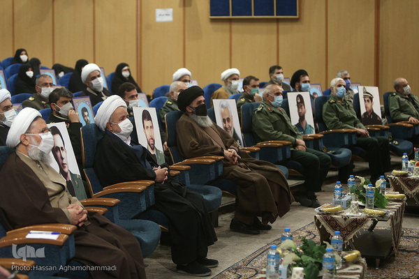 مراسم اختتامیه سیزدهمین دوره مسابقات قرآن بانوان شاغل و سومین دوره همسران کارکنان نیروهای مسلح