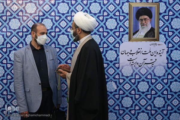 اولین شب مرحله نهایی چهل و چهارمین دوره مسابقات سراسری قرآن کریم