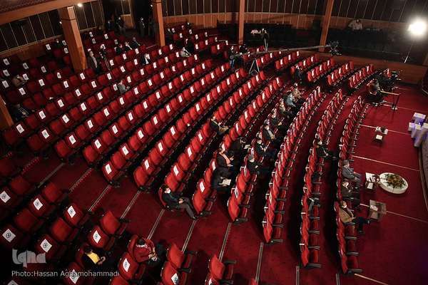 دومین شب از چهل و چهارمین دوره مسابقات سراسری قرآن کریم