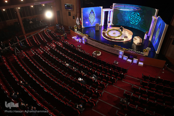 سومین شب از رقابت‌های چهل و چهارمین دوره مسابقات سراسری قرآن کریم