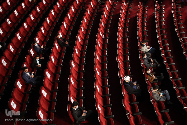 سومین شب از رقابت‌های چهل و چهارمین دوره مسابقات سراسری قرآن کریم