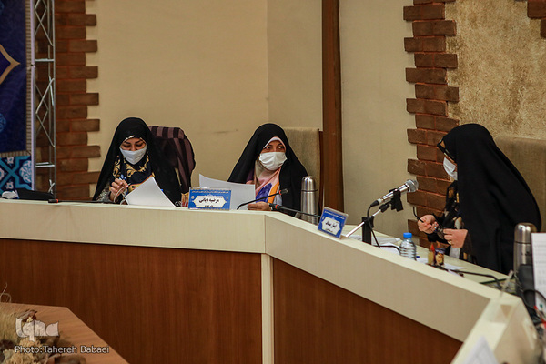 چهارمین روز رقابت بانوان در مرحله نهایی چهل و چهارمین دوره مسابقات سراسری قرآن