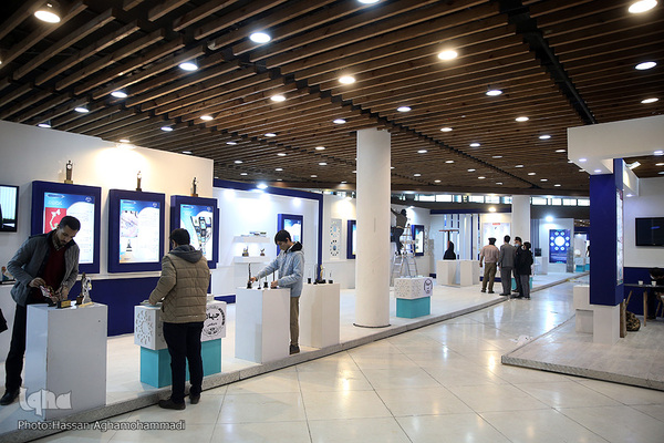 آماده سازی نمایشگاه توانمندی‌ها و دستاوردهای جهاددانشگاهی