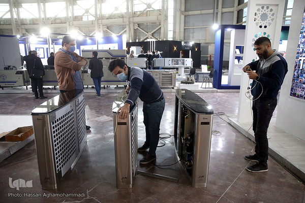 آماده سازی نمایشگاه توانمندی‌ها و دستاوردهای جهاددانشگاهی