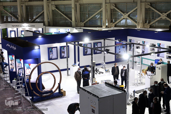 آماده سازی نمایشگاه توانمندی‌ها و دستاوردهای جهاددانشگاهی