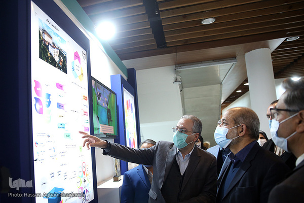 بازدید احمد وحیدی، وزیر کشور از نمایشگاه توانمندی‌ها و دستاوردهای جهاددانشگاهی