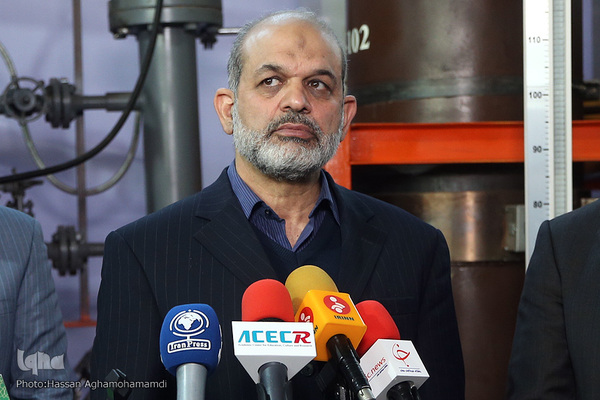  احمد وحیدی، وزیر کشور