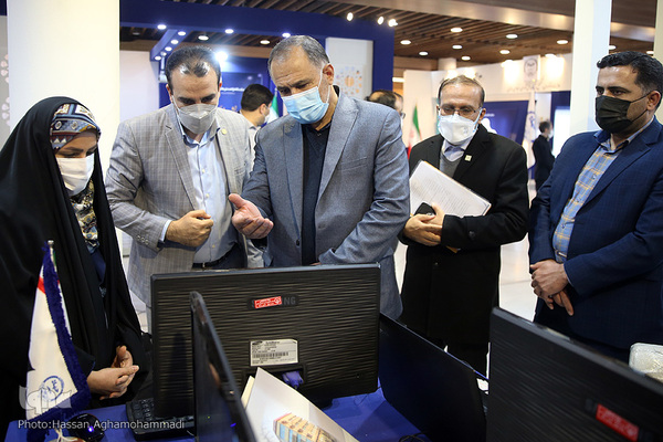 غرفه ایکنا در نمایشگاه دستاوردها و توانمندی‌های جهاددانشگاهی