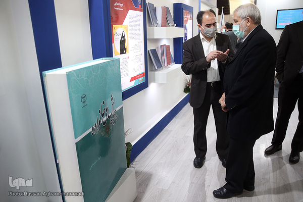 مهمانان نمایشگاه توانمندی‌ها و دستاوردهای جهاددانشگاهی