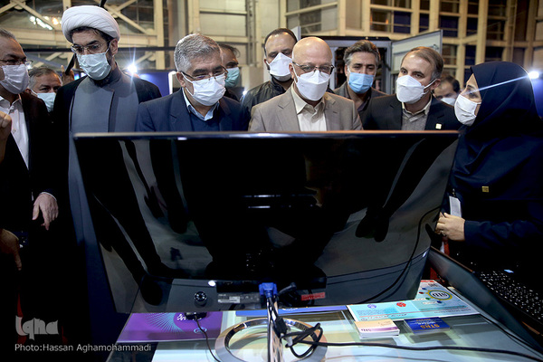 مهمانان نمایشگاه توانمندی‌ها و دستاوردهای جهاددانشگاهی