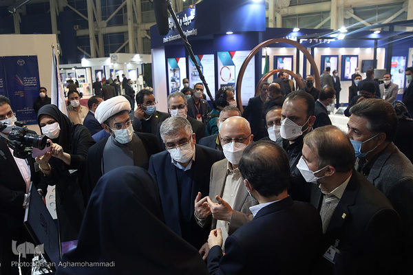 مهمانان نمایشگاه توانمندی‌ها و دستاوردهای جهاددانشگاهی