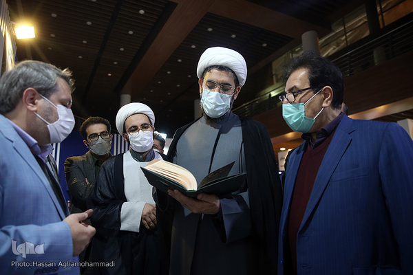 غرفه ایکنا در نمایشگاه دستاوردهای جهاددانشگاهی