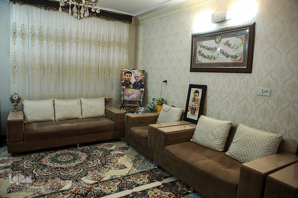 دیدار جامعه قرآنی با خانواده شهید وحید زمانی‌نیا