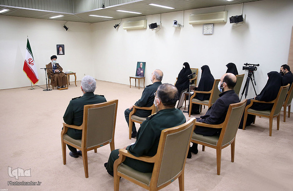دیدار خانواده و اعضای ستاد بزرگداشت شهید حاج قاسم سلیمانی با رهبر انقلاب