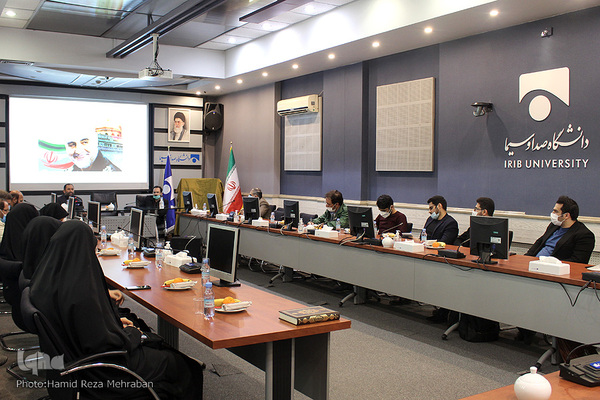 نشست بزرگداشت دومین سالگرد شهادت سردار حاج قاسم سلیمانی در دانشگاه صدا و سیما