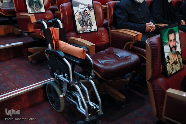 مراسم بزرگداشت شهدای مدافع حرم در برج میلاد