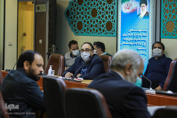 نشست بررسی چگونگی تحول در ساختار امور قرآنی کشور