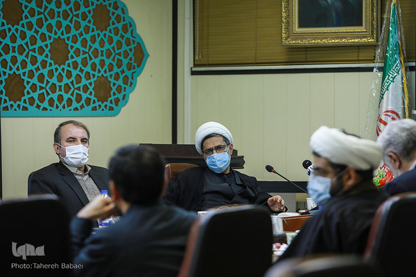 نشست بررسی چگونگی تحول در ساختار امور قرآنی کشور