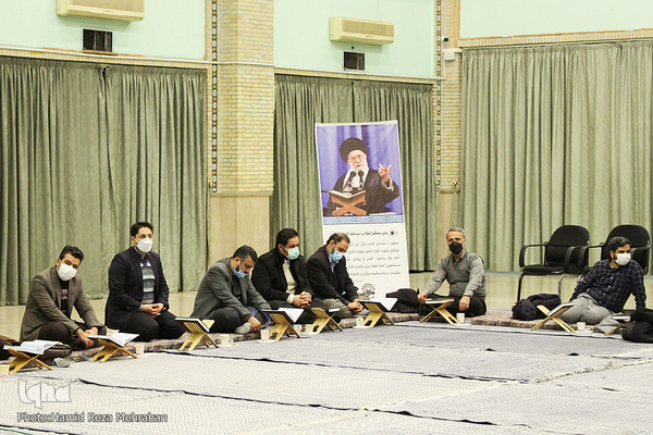 دومین جلسه تلاوت و استماع قرآن کریم