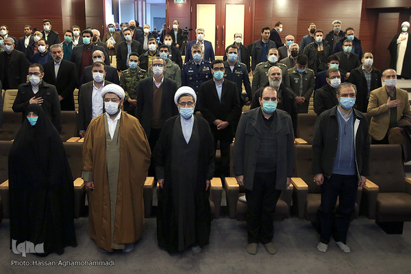 محفل انس باقرآن جامعه قرآنی در آستانه چهل و سومین سالگرد پیروزی انقلاب اسلامی