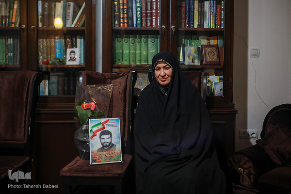 مریم رضاقدیری، خواهر شهید سید مرتضی رضاقدیری