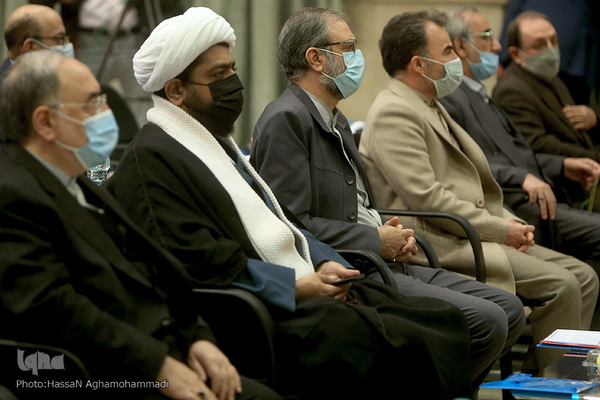 شانزدهمین نشست تخصصی استادان، قاریان و حافظان ممتاز قرآن کریم