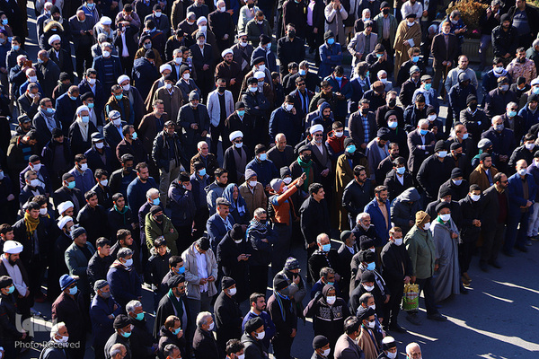 مراسم تشییع پیکر مرجع فقید شیعه، آیت‌الله‌ لطف‌الله صافی‌گلپایگانی (ره) در شهر مقدس قم