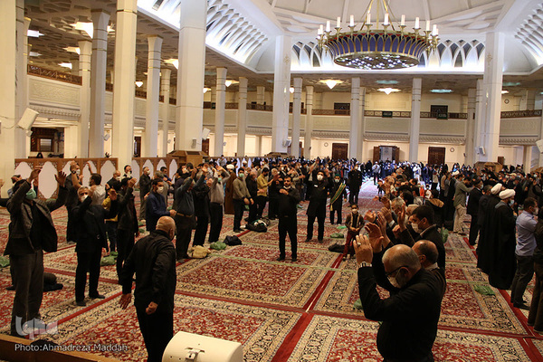 حرم شاهچراغ در سوگ باب‌الحوائج(ع)