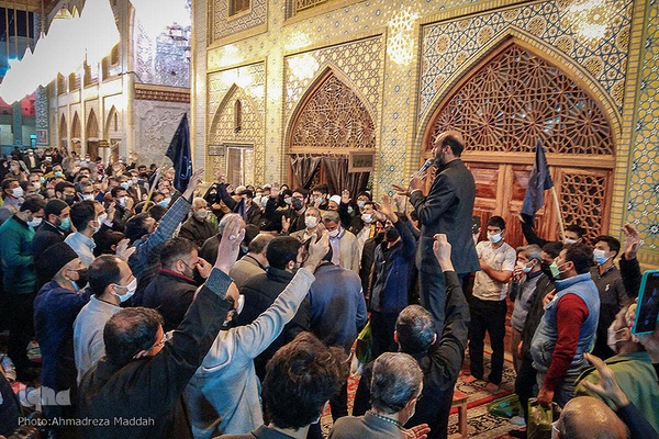 حرم شاهچراغ در سوگ باب‌الحوائج(ع)