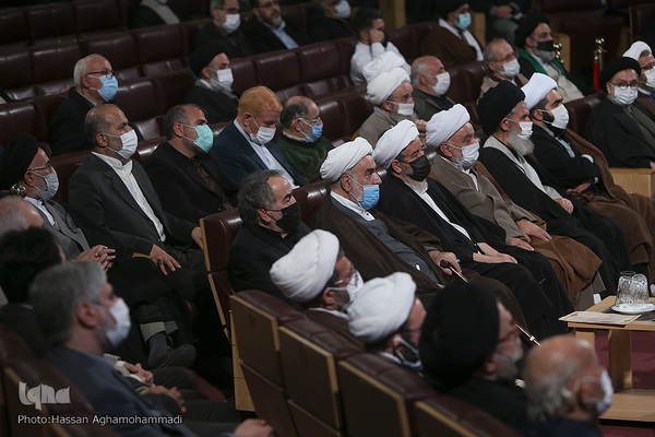 مراسم تجلیل از مقام علمی آیت‌الله صافی گلپایگانی(ره) مرجع فقید شیعه